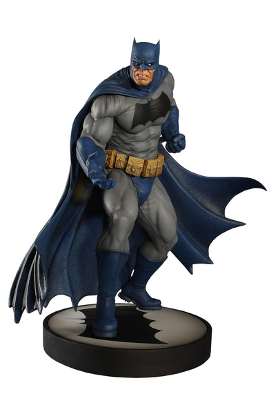 Dark Knight EXCLUSIVE 1/6 Scale Batman Maquette