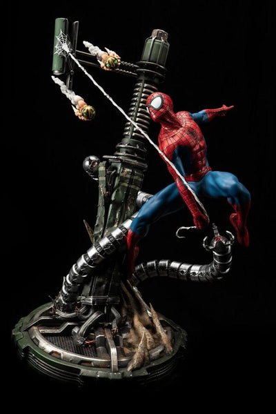 Spider-Man 1/4 Scale Statue