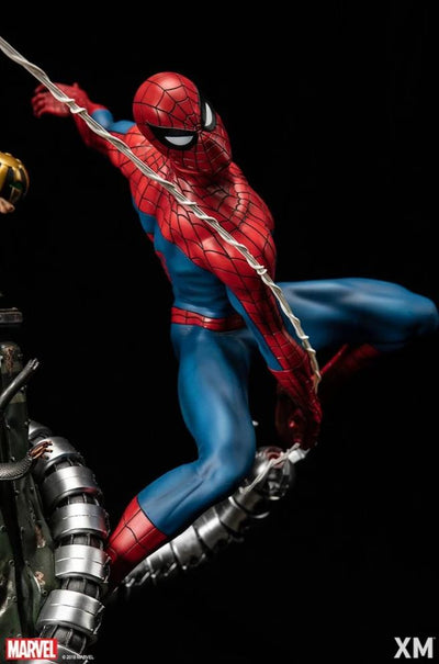 Spider-Man 1/4 Scale Statue