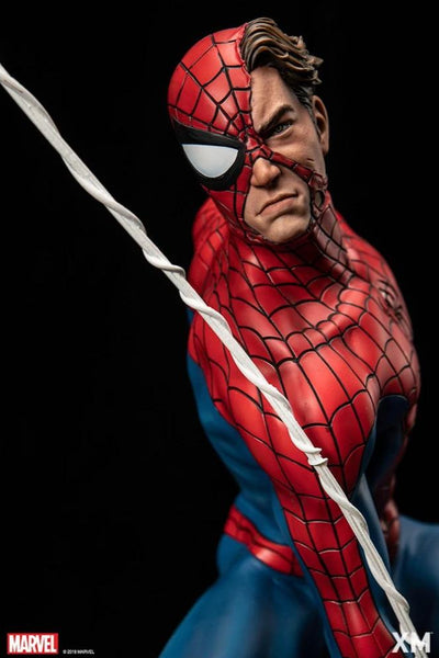 Spider-Man 1/4 Scale Statue