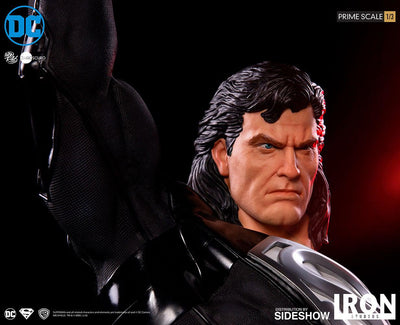 Superman (Black Suit) 1/3 Scale Statue