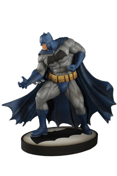 Dark Knight 1/6 Scale Batman Maquette
