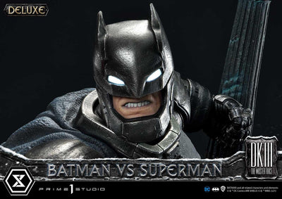 DKR Batman Vs Superman DELUXE Statue