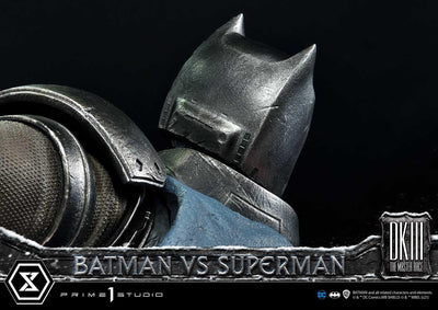 DKR Batman Vs Superman DELUXE Statue