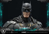 Justice league: Batman Advanced Suit Statue