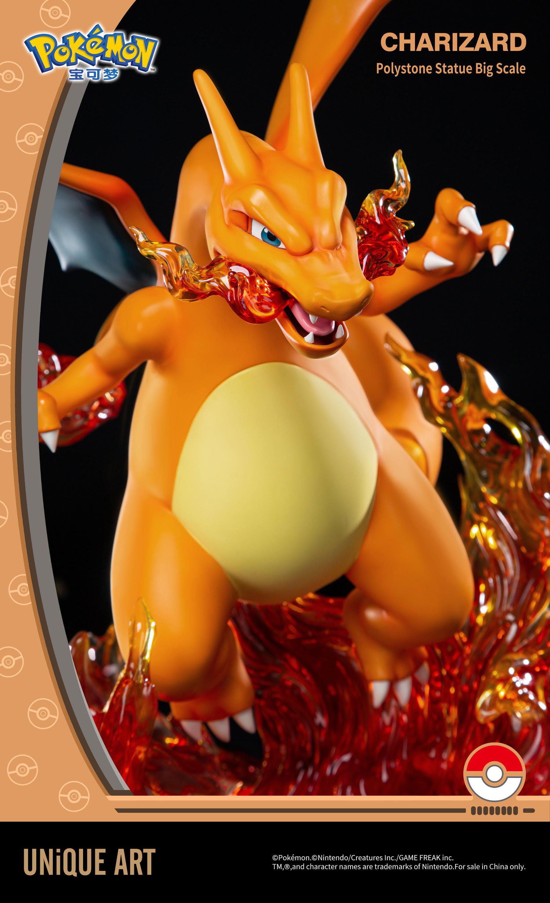 Charizard Big Scale Statue