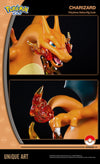 Charizard Big Scale Statue