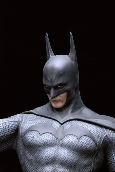 Batman 1/6 Scale Statue Luis Royo by Yamato