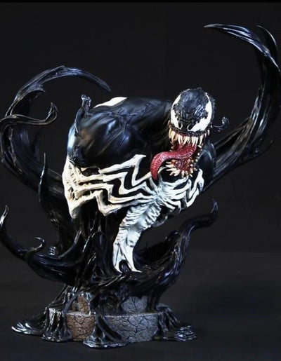 Venom 1/4 Scale Bust by XM STUDIOS - DISPLAYED