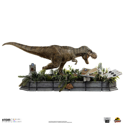 Jurassic Park - T-Rex and Donald Gennaro Demi Scale 1/20