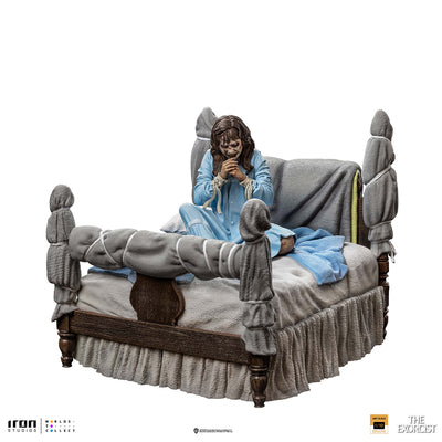 The Exorcist - Posessed Regan McNeil Deluxe Art Scale 1/10