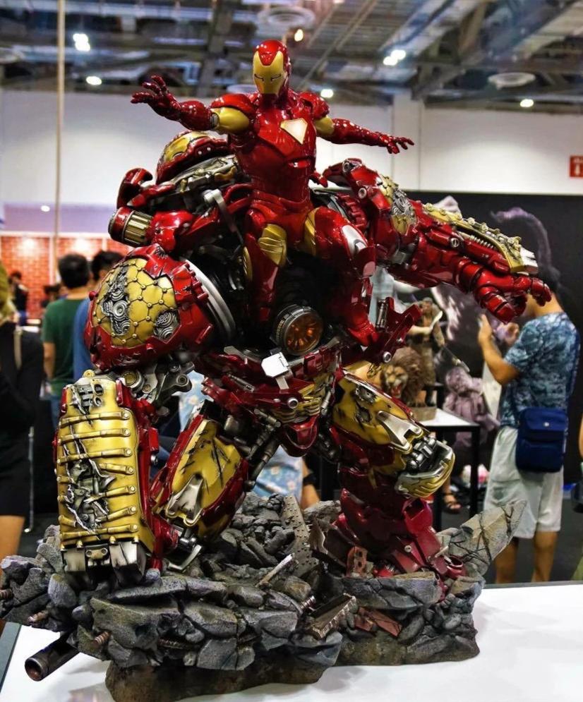 HULKBUSTER 1/4 Scale Statue Exclusive Spec Fiction Shop